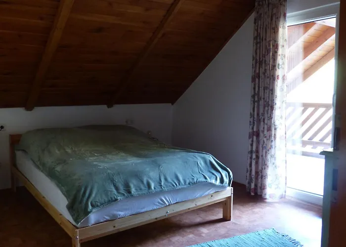 Haus Leiner بيت للعطل